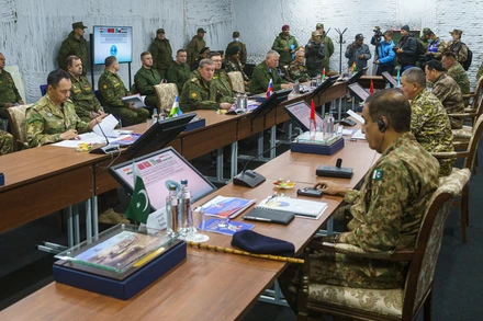 Các bên họp bàn về các thách thức an ninh. (Ảnh: Bộ Quốc phòng LB Nga)