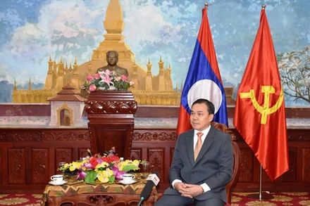 Đại sứ đặc mệnh toàn quyền nước Cộng hòa Dân chủ Nhân dân Lào tại Việt Nam Sengphet Houngboungnuang. (Ảnh: qdnd.vn)