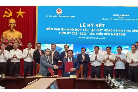 Quang cảnh buổi ký kết hợp tác lập Quy hoạch tỉnh Thái Bình.
