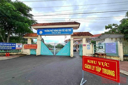 Trường THPT Dân tộc Nội trú tỉnh Cà Mau là 1 trong 10 điểm cách ly tập trung được bàn giao lại để phục vụ cho năm học mới 2021-2022.