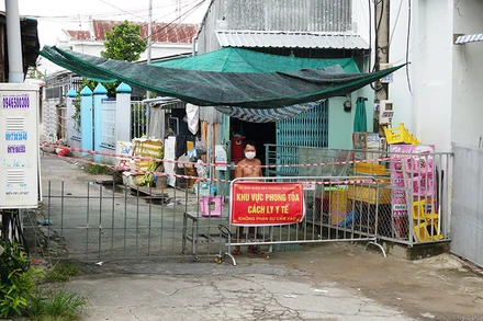 Một khu cách ly y tế trên đường Huỳnh Tấn Phát, phường Vĩnh Hiệp, TP Rạch Giá.