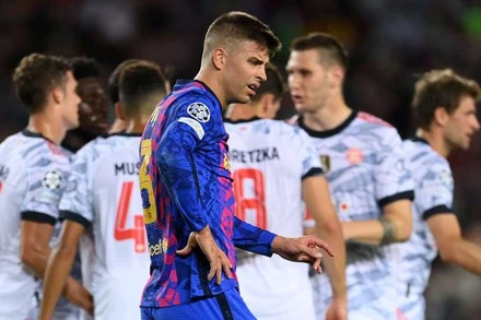 Lần đầu trong lịch sử, Barca thua trận mở màn Champions League trên sân nhà. (Ảnh: Goal)