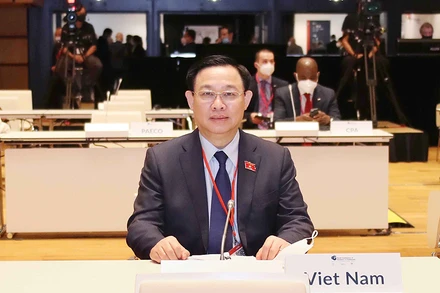 Chủ tịch Quốc hội Vương Đình Huệ tại Hội nghị. (Ảnh: Doãn Tấn/quochoi.vn)