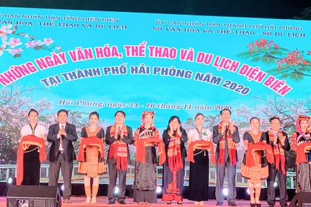Khai mạc “Những ngày văn hóa, thể thao và du lịch tỉnh Điện Biên tại thành phố Hải Phòng”.