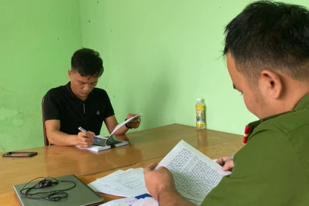 Đối tượng Trần Bá Nhật tại Cơ quan CSĐT, Công an tỉnh Đắk Nông. 