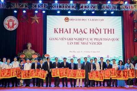 24 đội dự hội thi giảng viên giỏi nghiệp vụ sư phạm toàn quốc