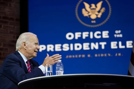 Ông Biden trong cuộc họp tại nhà hát Queen, bang Delaware, ngày 23-11. (Ảnh: AP)