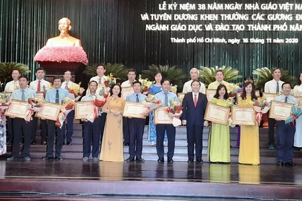 Lễ tuyên dương các điển hình giáo viên tiêu biểu tại TP Hồ Chí Minh.