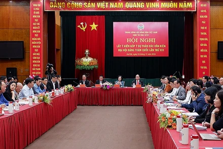 Toàn cảnh Hội nghị.