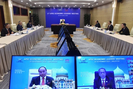 Thủ tướng Chính phủ Nguyễn Xuân Phúc dẫn đầu đoàn Việt Nam tham dự Hội nghị. (Ảnh: TRẦN HẢI)