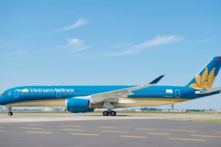 Vietnam Airlines nhận ba giải thưởng lớn về du lịch