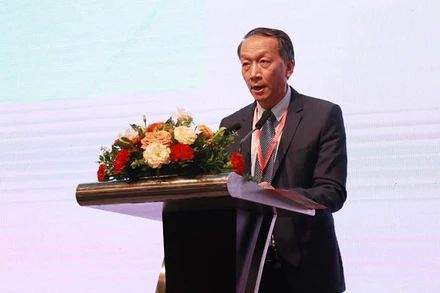 TS Bạch Quốc Khánh, Viện trưởng Viện Huyết học - Truyền máu Trung ương phát biểu tại hội nghị. 