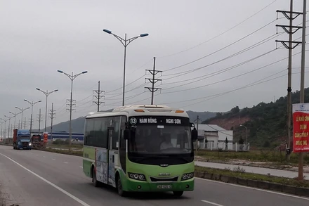 Đường từ QL1A xuống Cảng Nghi Sơn được mở rộng, đầu tư  đồng bộ.