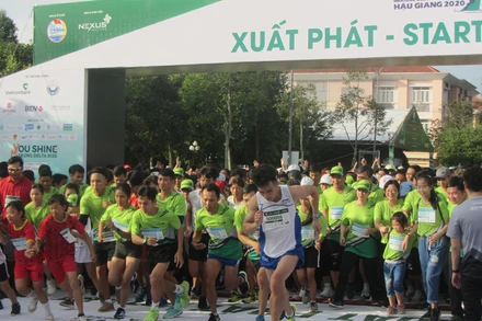 Xuất phát cự ly 5km