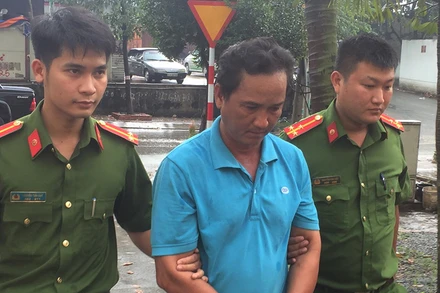 Đối tượng Chế Văn Bò tại cơ quan điều tra.