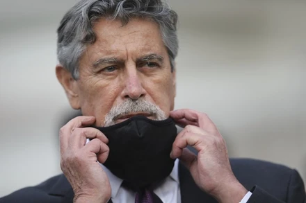 Ông Francisco Sagasti được bầu làm Tổng thống lâm thời của Peru. (Ảnh: AP)