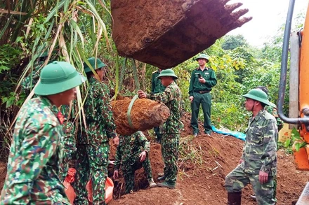 Lực lượng chức năng đã hủy nổ quả bom an toàn.