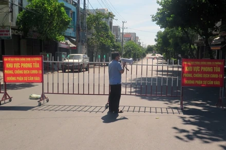 Các khu vực phong tỏa trên địa bàn thành phố Tuy Hòa vẫn tiếp tục duy trì để chống dịch.