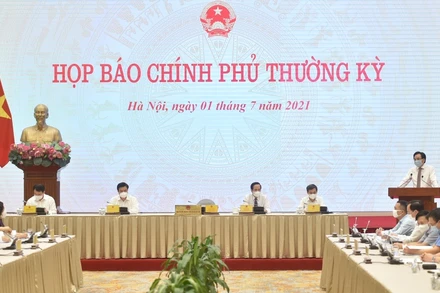 Toàn cảnh buổi họp báo Chính phủ thường kỳ tháng 6/2021.