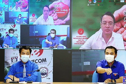 Đại diện Trung ương Đoàn Thanh niên Cộng sản Hồ Chí Minh và các doanh nghiệp, đơn vị ký kết trực tuyến triển khai chương trình.