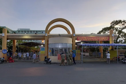 Bệnh viện đa khoa tỉnh Phú Yên hoạt động trở lại.