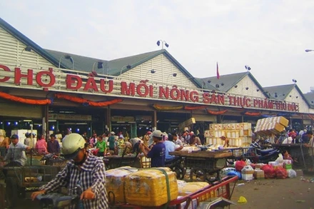 Bộ Nông nghiệp và Phát triển nông thôn đề xuất bổ sung chợ đầu mối vào diện dịch vụ thiết yếu.