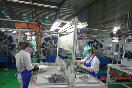 Công ty xích líp Đông Anh thực hiện nghiêm quy tắc phòng, chống dịch.