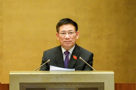 Bộ trưởng Bộ Tài chính nhiệm kỳ 2016-2021 Hồ Đức Phớc trình bày trước Quốc hội về công tác thực hành tiết kiệm, chống lãng phí năm 2020.