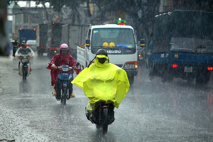 Chiều tối và đêm 30/7, ở Bắc Bộ và Thanh Hóa có mưa dông rải rác, cục bộ có mưa vừa, mưa to. (Ảnh minh họa)