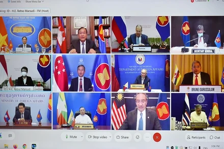 Hội nghị diễn ra theo hình thức trực tuyến. (Ảnh: Bộ Ngoại giao)