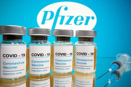 Vaccine phòng Covid-19 của Pfizer. (Ảnh: Reuters)