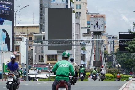 Các shipper là lực lượng giao hàng phổ biến trong mùa dịch.