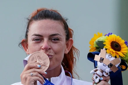 Alessandra Perilli giành tấm huy chương lịch sử cho San Mario. (Ảnh: Marketshockers)