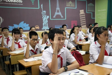 Học sinh Trường THCS Thái Thịnh (Hà Nội). Ảnh: DUY LINH