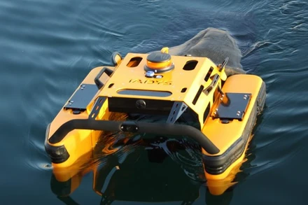 Jellyfishbot được sản xuất bởi IADYS, công ty do Nicolas Carlesi, người có bằng tiến sĩ về robot dưới biển sáng lập. Ảnh: IADYS.