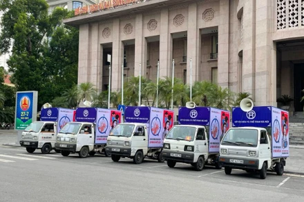 Xe tuyên truyền phòng chống dịch Covid-19 của Sở Văn hóa - Thể thao Hà Nội. (Ảnh: Sở Văn hóa - Thể thao Hà Nội)