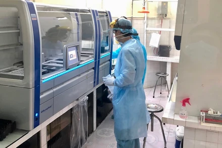 Xét nghiệm SARS-CoV-2 tại CDC Hải Phòng.