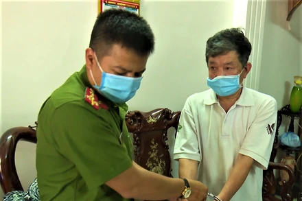 Ông Nguyễn Văn Vọng, nguyên Giám đốc Công ty cà-phê Ea Sim bị bắt.