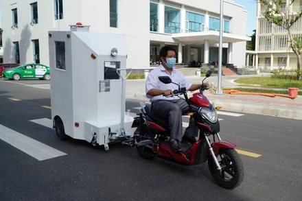 Cabin chở bệnh nhân Covid-19 trong khu cách ly.