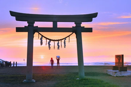 Tại Olympic Tokyo 2020, nơi diễn ra các cuộc thi lướt sóng là bờ biển Tsurigasaki. (Ảnh: VISITCHIBA)