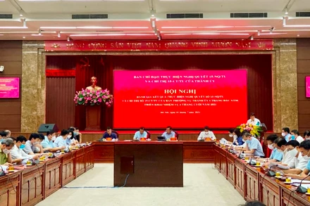 Hội nghị sáng 1/7.