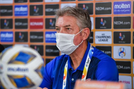 HLV trưởng Jurgen Gede. (Ảnh: VFF)