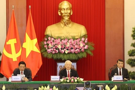 Tối 6/7, tại Trụ sở Trung ương Đảng, Tổng Bí thư Nguyễn Phú Trọng dẫn đầu Đoàn đại biểu cấp cao Đảng Cộng sản Việt Nam tham dự Hội nghị thượng đỉnh giữa Đảng Cộng sản Trung Quốc với các chính đảng trên thế giới. (Ảnh: TTXVN)