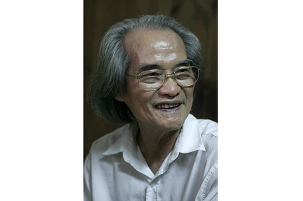 Nhà văn Sơn Tùng.