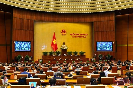 Quang cảnh phiên thảo luận tại hội trường sáng 8/11. Ảnh: LINH NGUYÊN