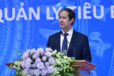 Bộ trưởng Nguyễn Kim Sơn phát biểu tại buổi lễ.