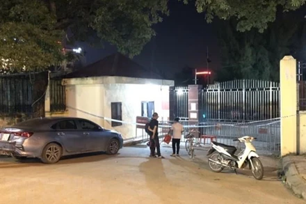 Phong tỏa, cách ly y tế tại Trung tâm Đào tạo, huấn luyện thể thao tỉnh Hải Dương do có yếu tố dịch tễ liên quan đến trường hợp mắc Covid-19. (Ảnh: Mạnh Tú/TTXVN)