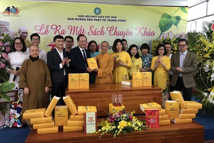 Cuốn sách giúp các tăng ni, Phật tử hiểu rõ hơn quá trình ra đời, phát triển của Phật giáo nước nhà