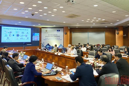 Hội thảo nhận được sự quan tâm của đông đảo các nhà khoa học trong và ngoài nước.