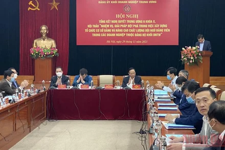 Toàn cảnh hội nghị.